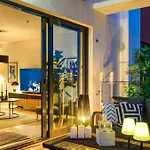 Stunning Penthouse -private Pool *