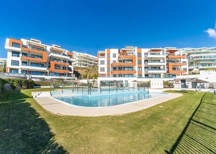 Apartment Stunning Penthouse -private Pool Fuengirola