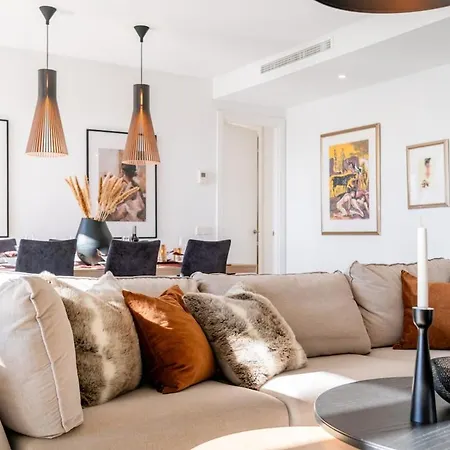 Stunning Penthouse -private Pool *