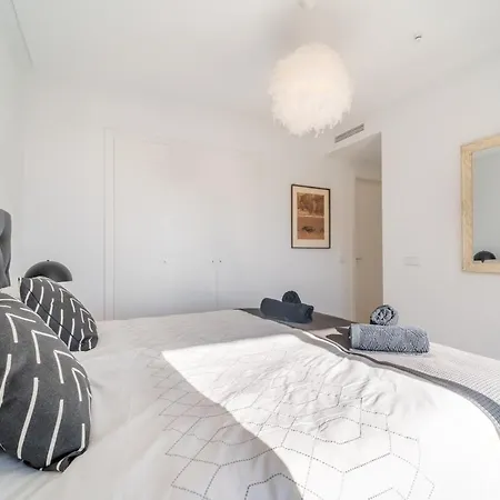 Stunning Penthouse -private Pool *