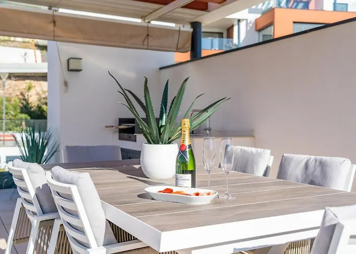 Lejlighed Stunning Penthouse -private Pool *