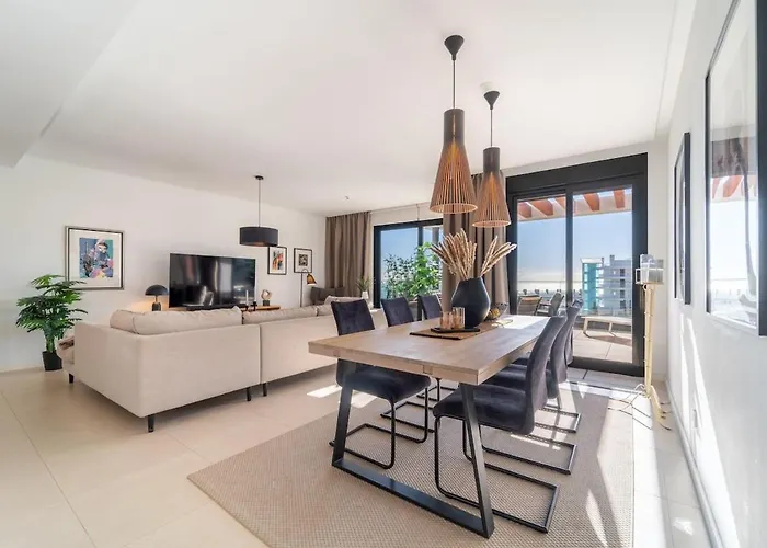 Stunning Penthouse -private Pool Fuengirola