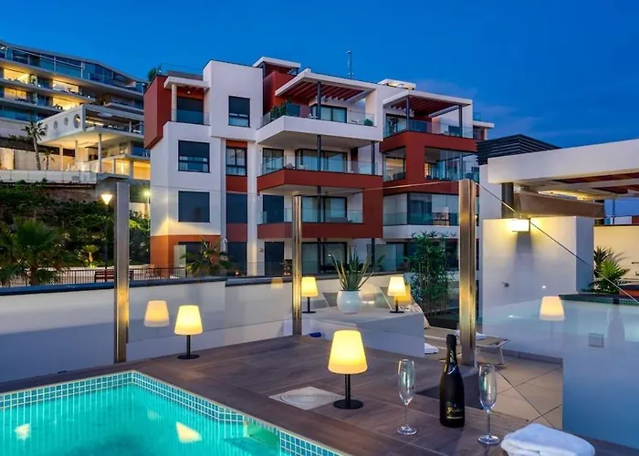 Stunning Penthouse -private Pool Lejlighed Fuengirola