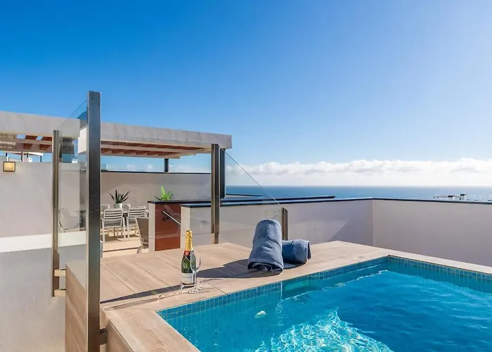 Stunning Penthouse -private Pool Lejlighed *