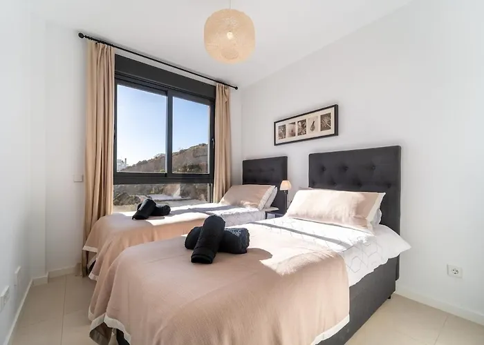 Stunning Penthouse -private Pool